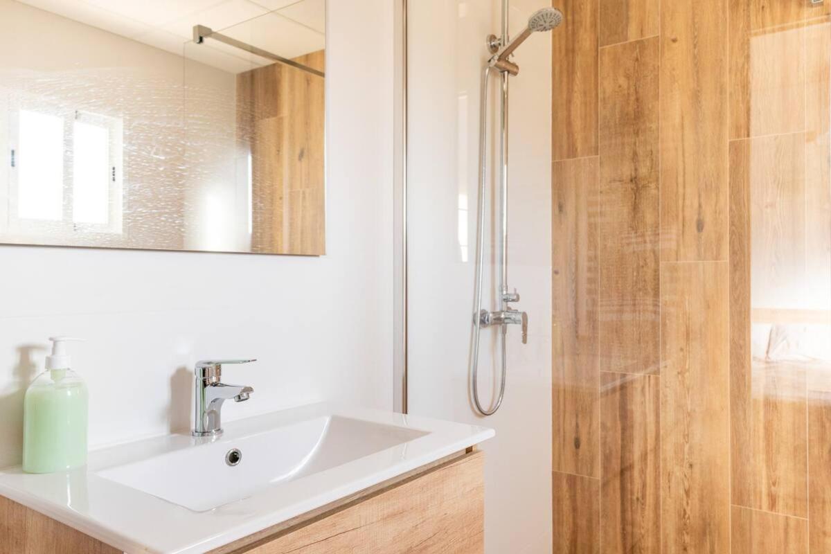 Villa Constantinos Apartamentos O Villa Completa 칼페 외부 사진
