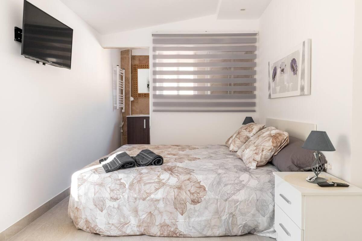 Villa Constantinos Apartamentos O Villa Completa 칼페 외부 사진